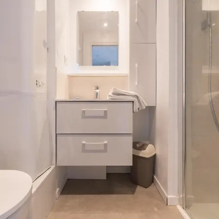 L'amiral -500m Des Carres- Parking Apartment